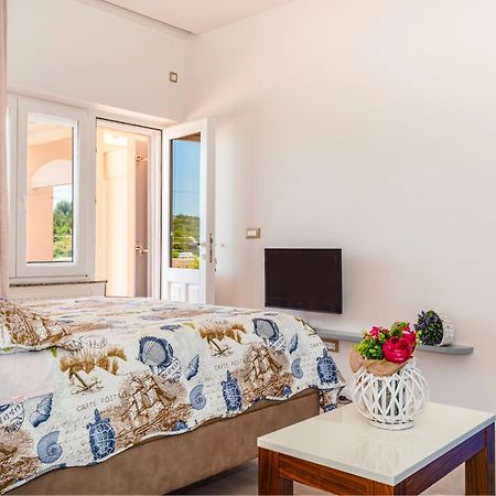 Apartment Bilice Beach المظهر الخارجي الصورة