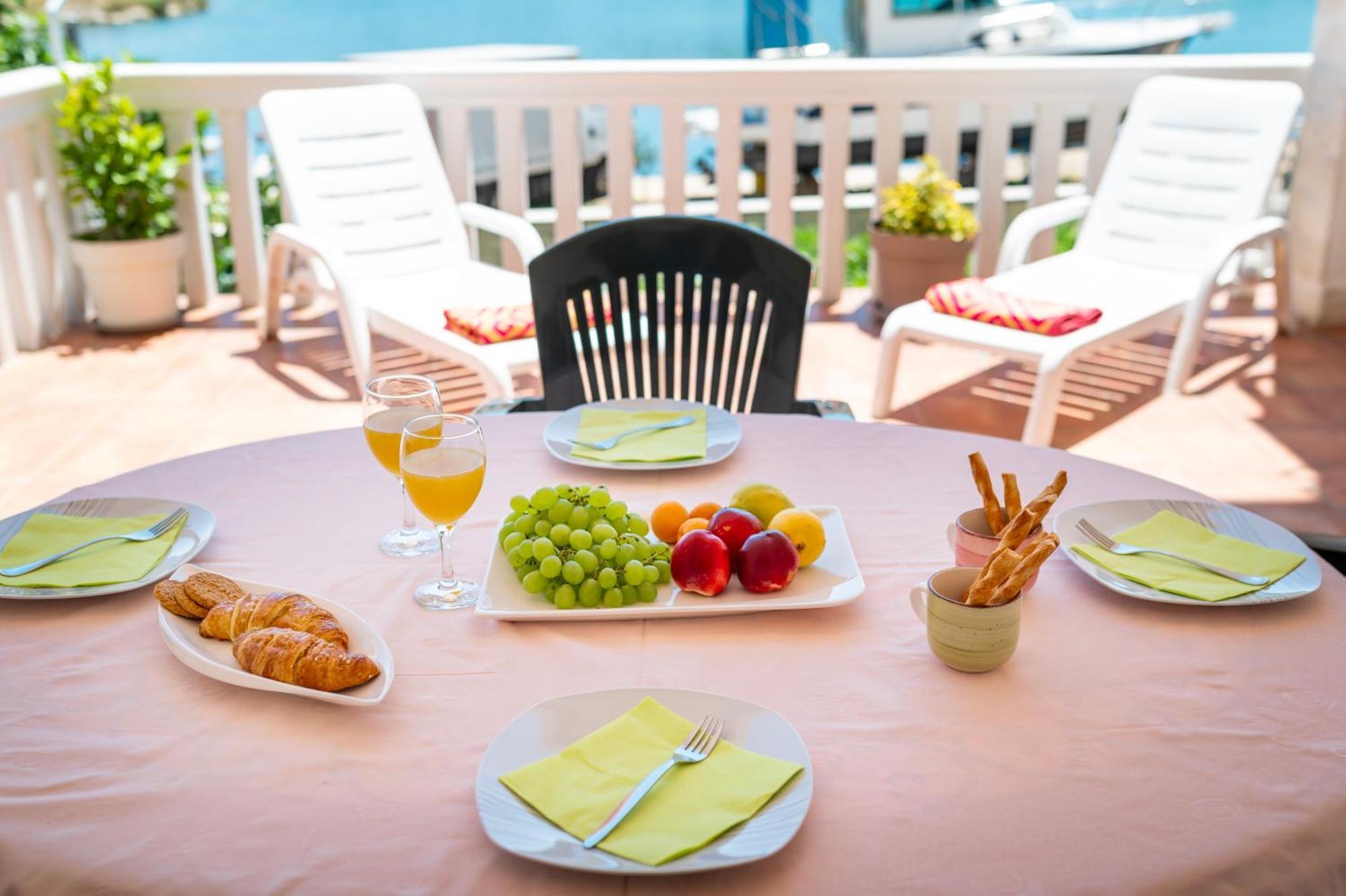 Apartment Bilice Beach المظهر الخارجي الصورة